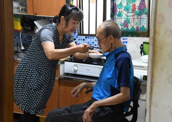 다운로드 (6).jpg