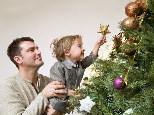 jolly-christmas-family-christmas-celebration-vol02-decorating-christmas-tree-family-christmas-wallpaper-98278.jpg