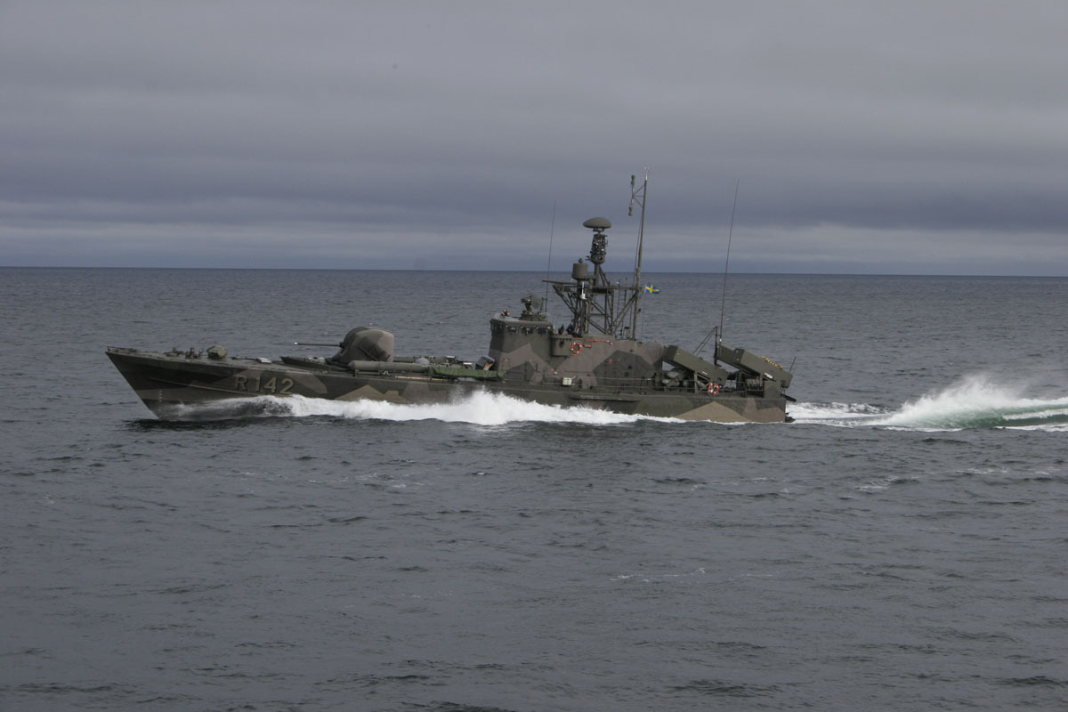 9_R142 Ystad (Spica-II) class missile boats in BALTOPS 05_01.jpg