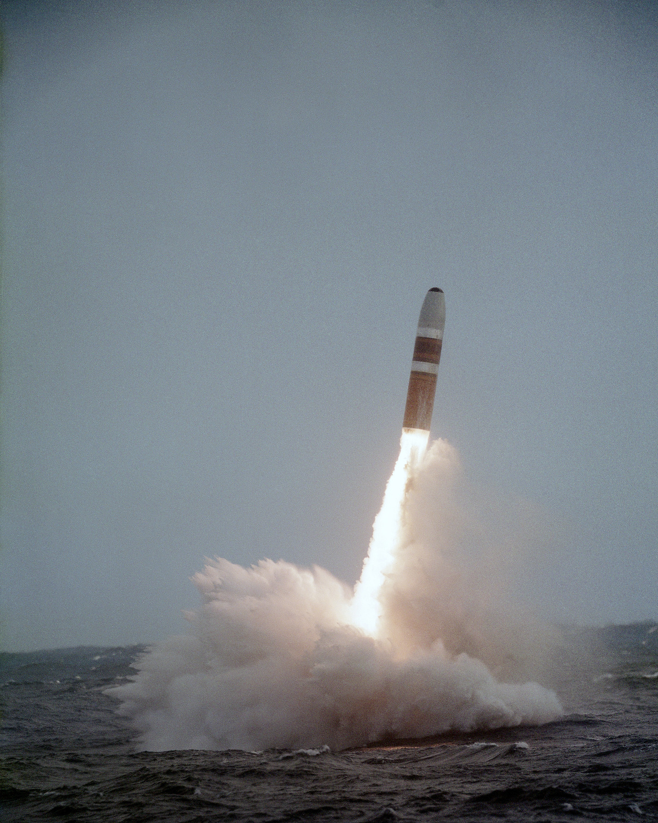 6.Trident_missile_launch.jpg