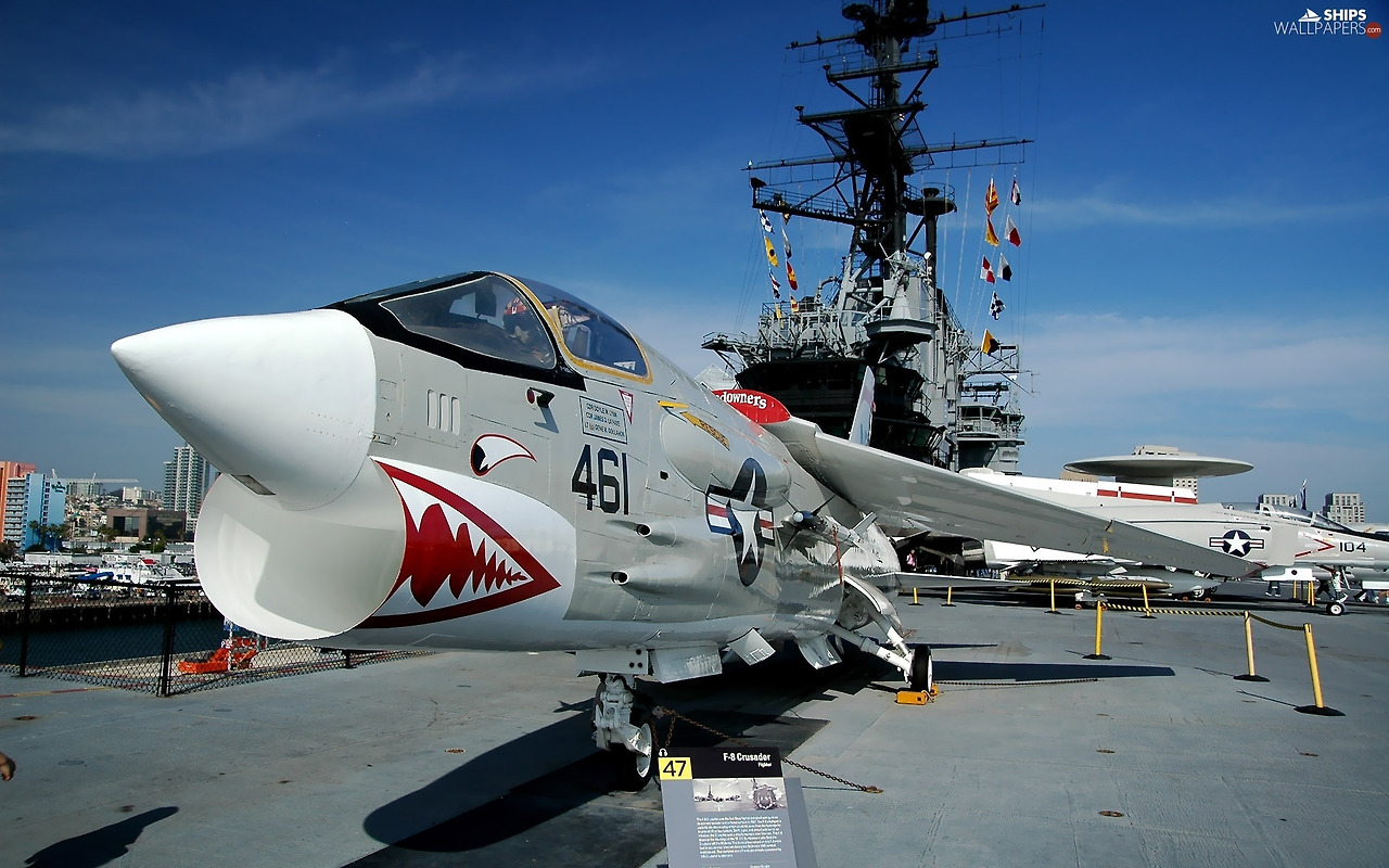 1.uss-midway-vought-crusader-aircraft.jpg