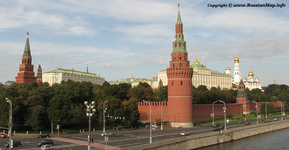 4.moscow_kremlin.jpg