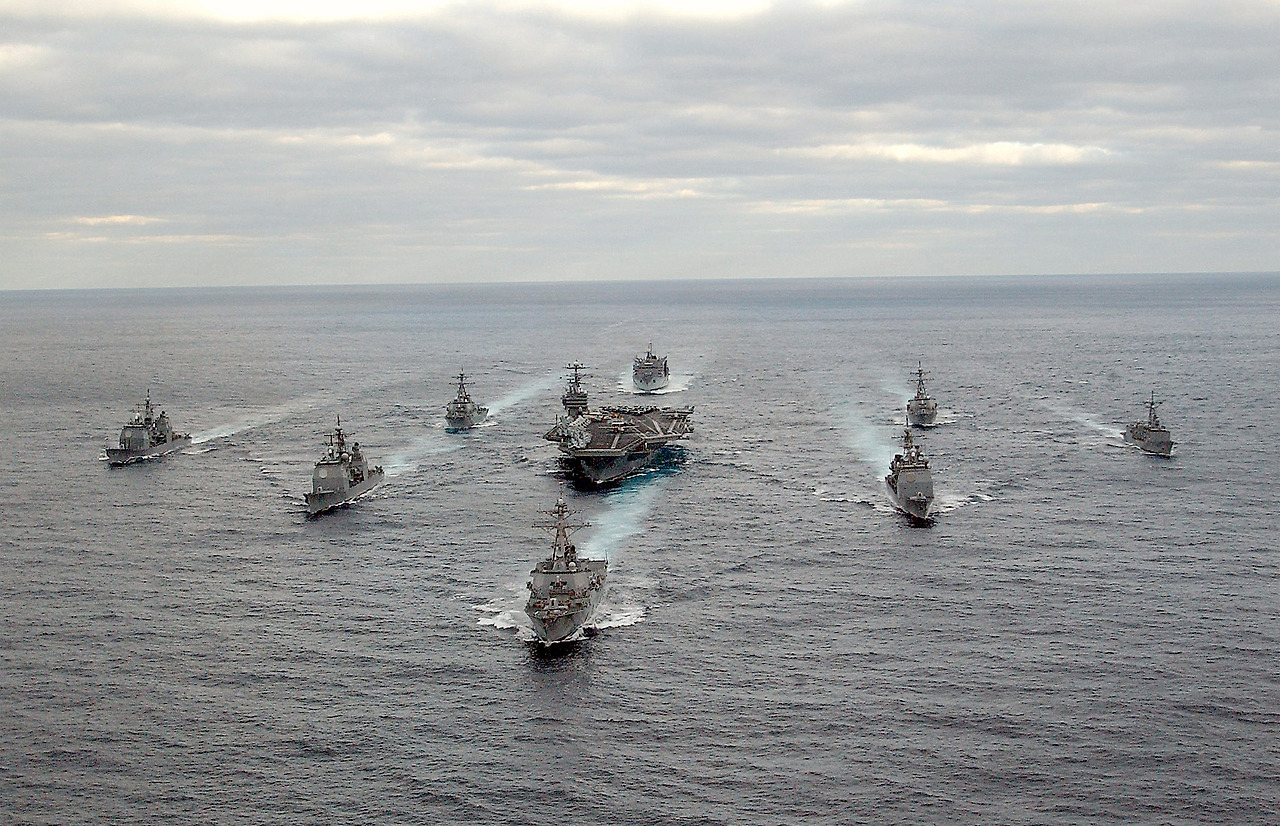 1.US_Navy_031130-N-3653A-002_USS_George_Washington_(CVN_73)_Carrier_Strike_Group_formation_sails_in_the_Atlantic_Ocean.jpg