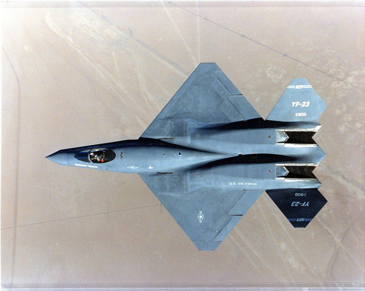 1_1280px-yf-23_top_view.jpg