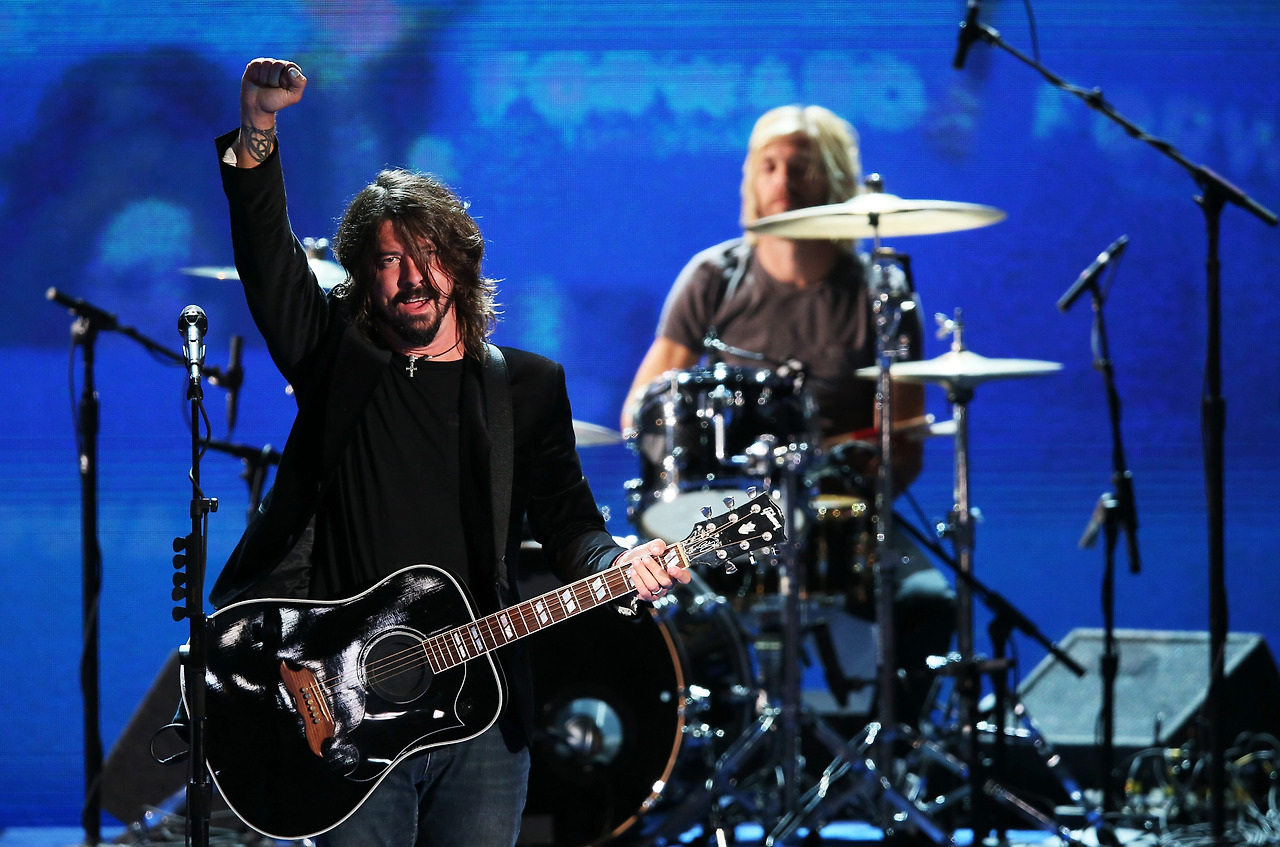 foo_fighters_by_alex_wong_.jpg