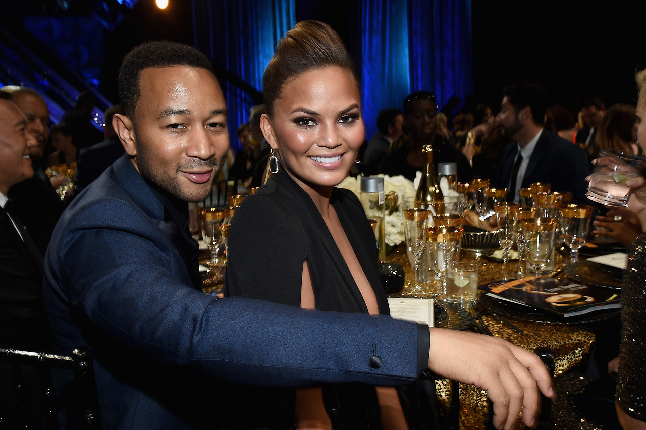 john-legend-wife-chrissy-teigen.jpg