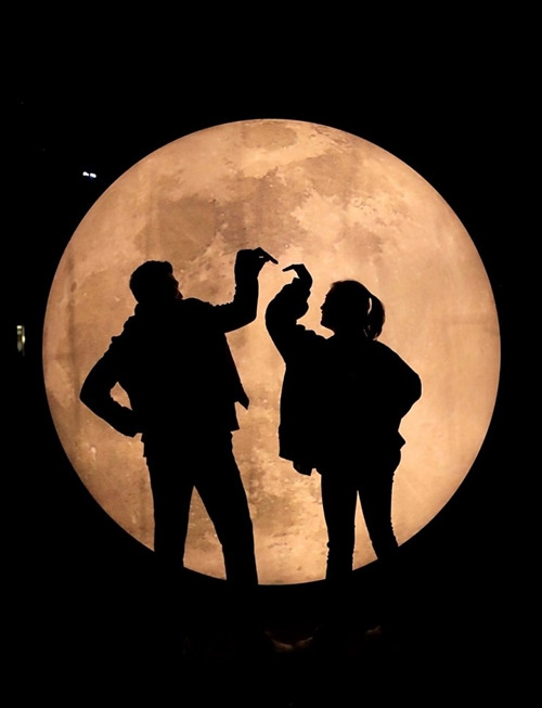 6. 서울랜드 루나파크_달 포토존.jpg