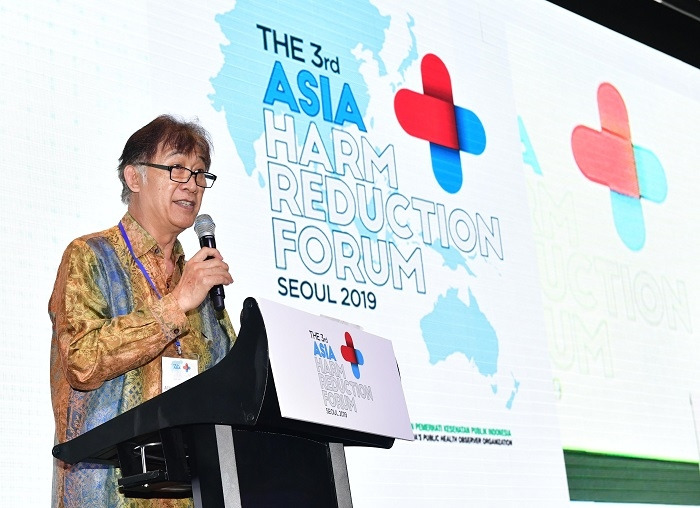 AHRF-03-아크마드 시아우키.jpg