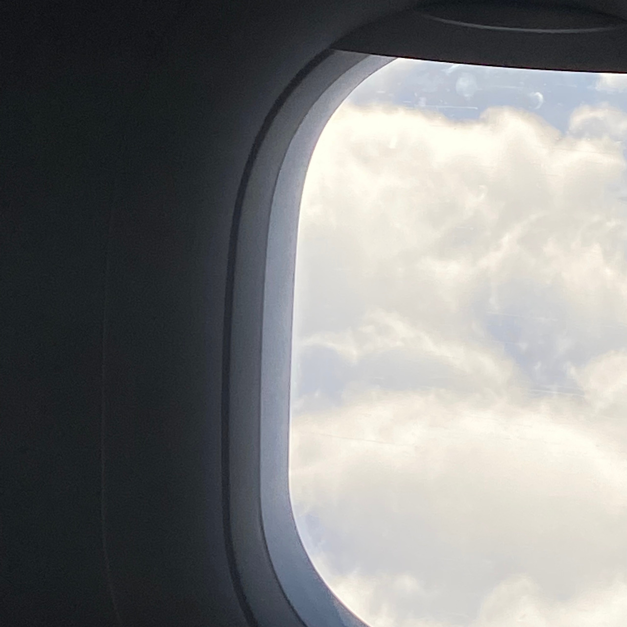 집에 가고 싶은 날 이미지.jpg