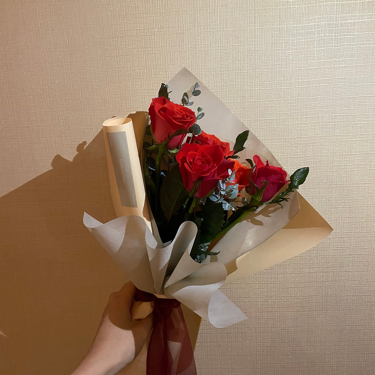 그녀와 그녀 이미지.jpg