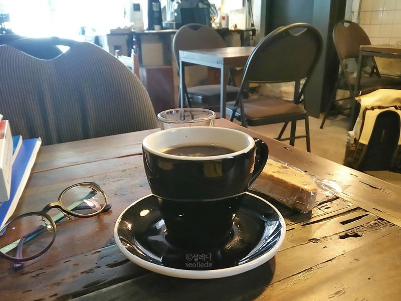 연남동커피.jpg
