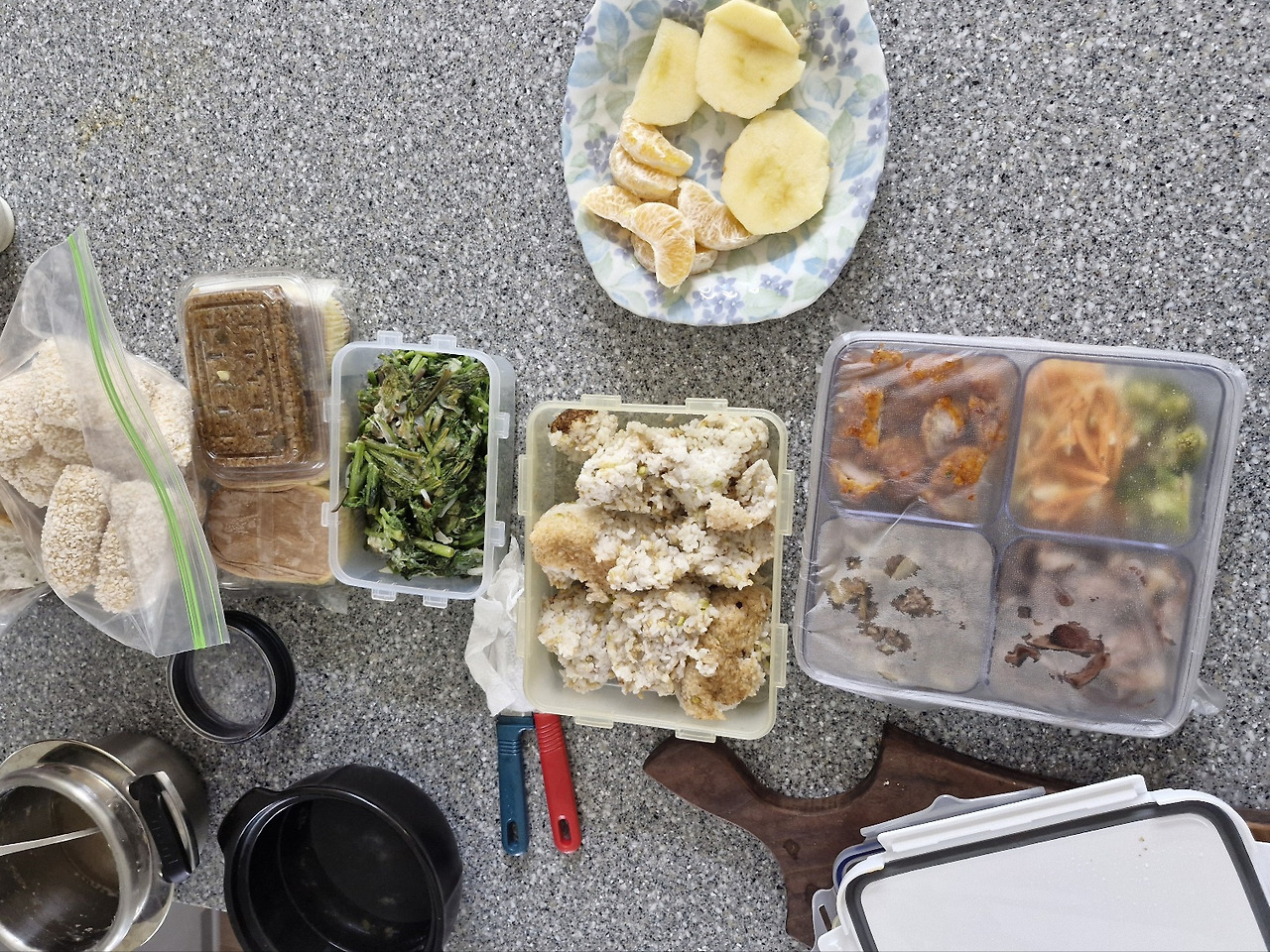 부모님 댁으로 가져갈 음식 사진.jpg