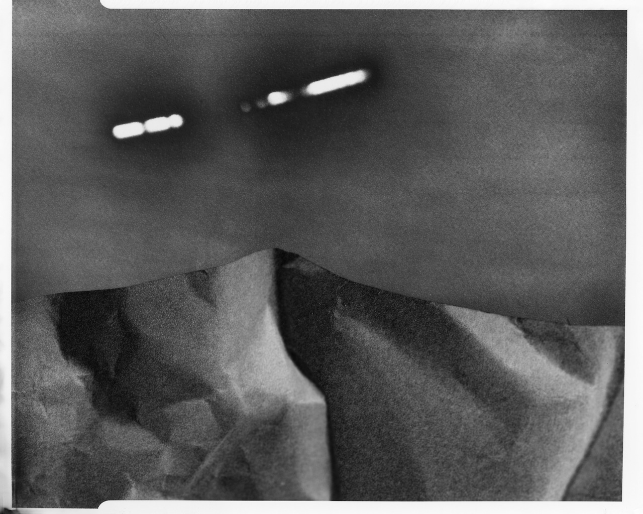 borrowed sun_negative paper_34.5_45cm_#01_Jisungbae_2022.jpg