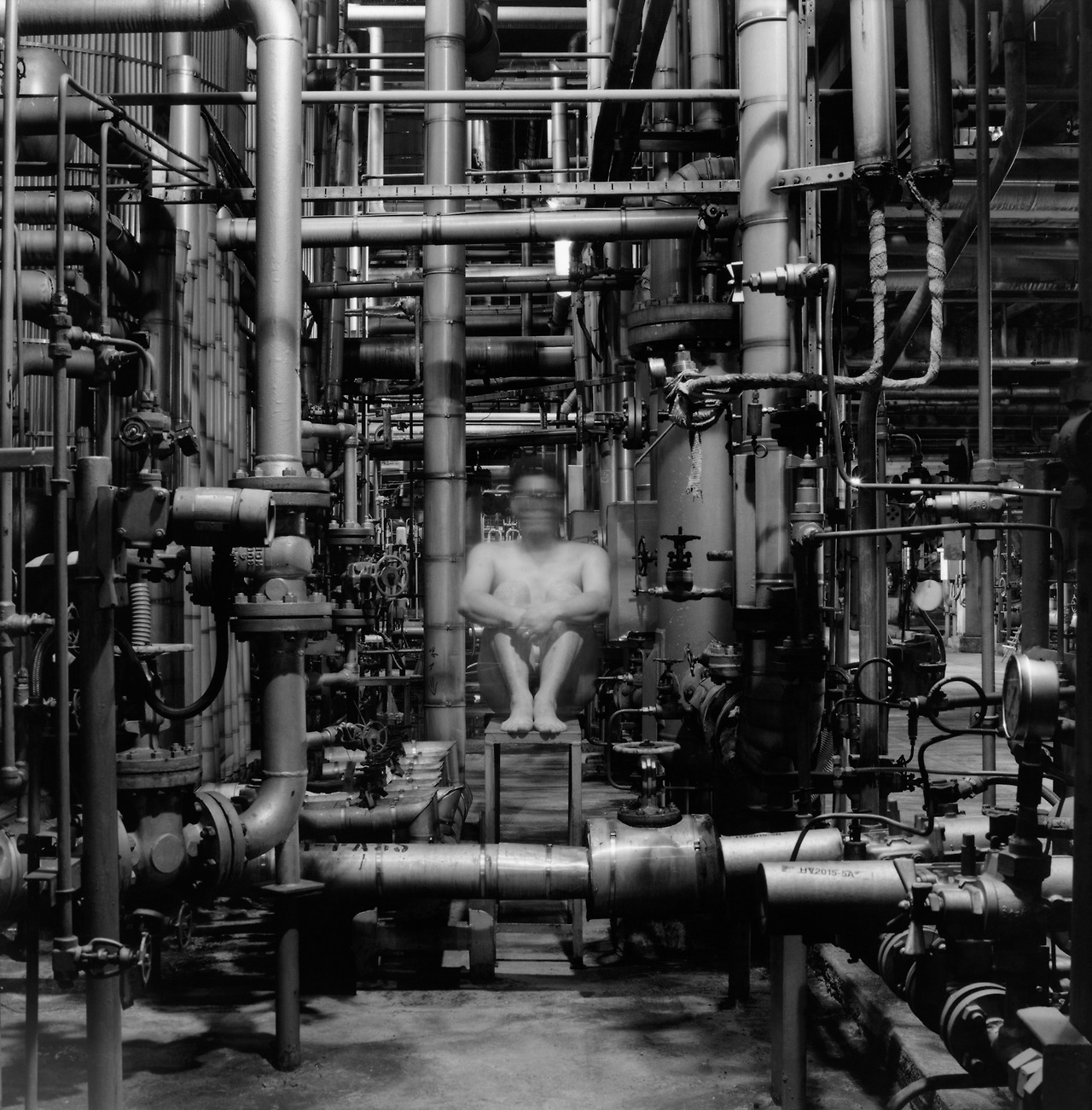 human refinery 01__gelatin silver print_ 140×90cm_ 1999-2000.jpg