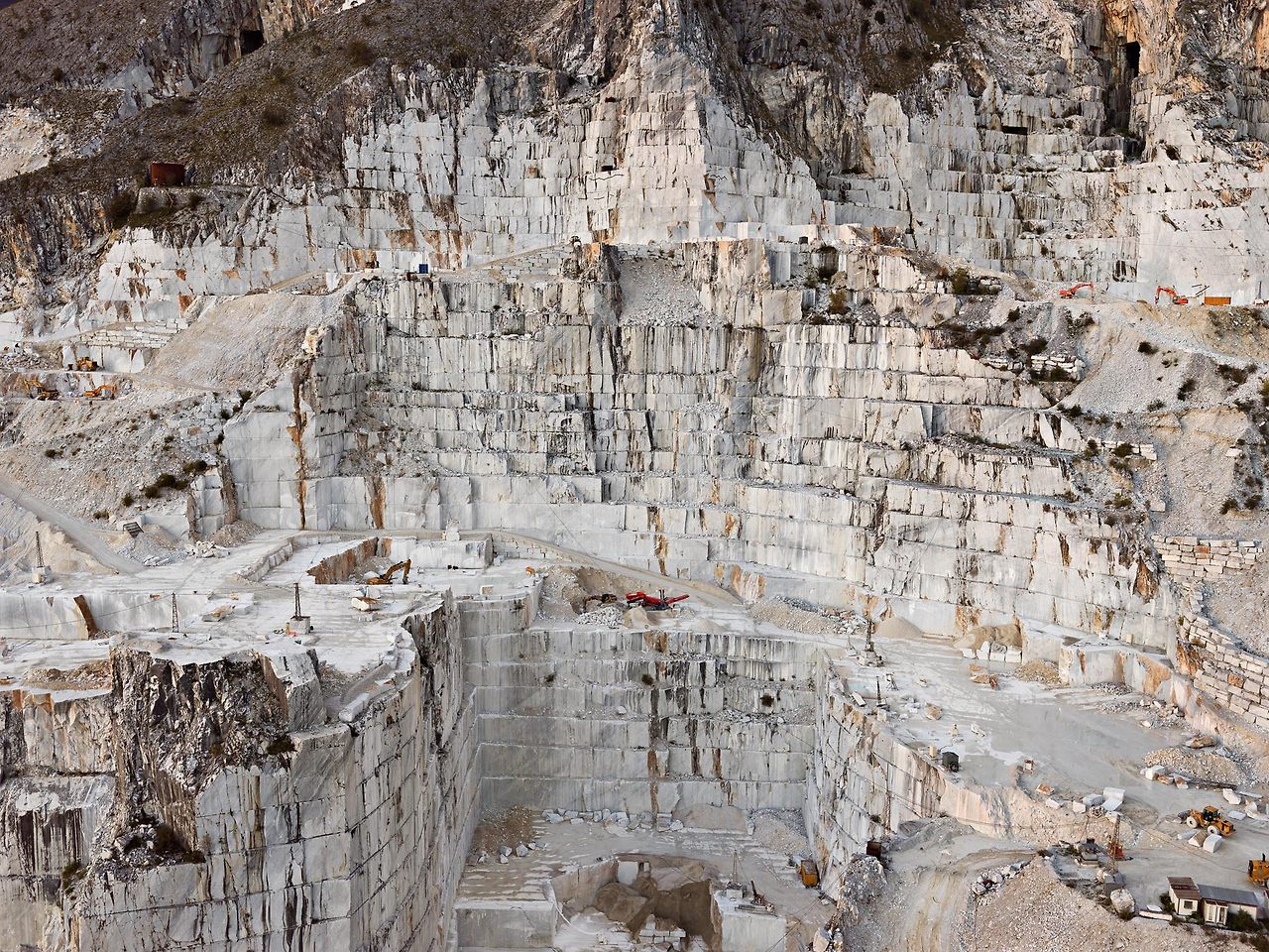 Carrara-Marble-Quarries-Carbonera-Quarry-2-2016_Web.jpg