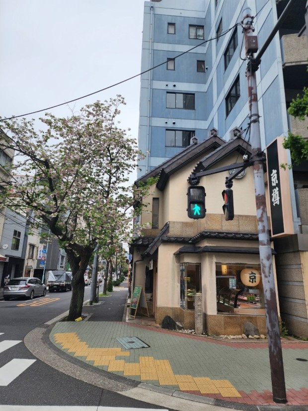 다운로드 (13).jpg