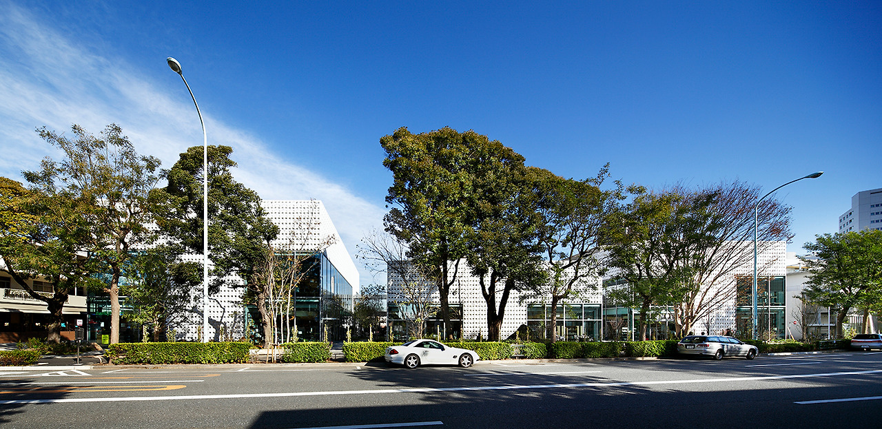 츠타야 tsutaya 취향을 설계하는 곳 지적자본론 다이칸야마 서점 아마존 녹지 프리미어 에이지 단카이 세대.jpg