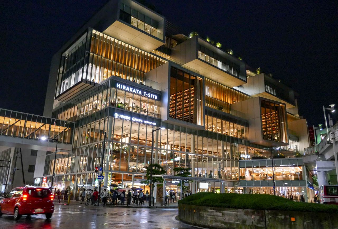 츠타야 취향을 설계하는 곳 마스다 무네아키 다이칸야마 T-SITE 티싸이트 츠타야서점 tsutaya 3.jpg