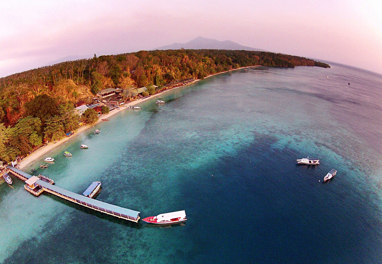 Bunaken Manado - North Sulawesi, Indonesia..jpg