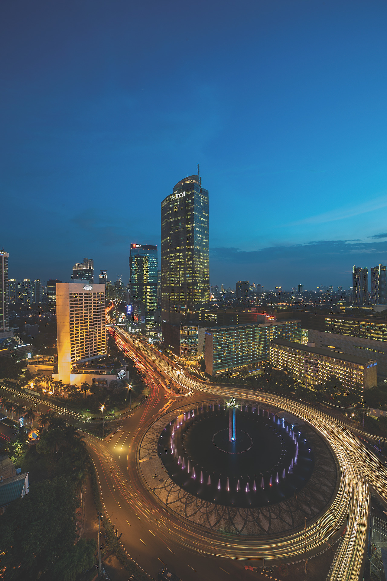 Bundaran HI, Jakarta 2.jpg