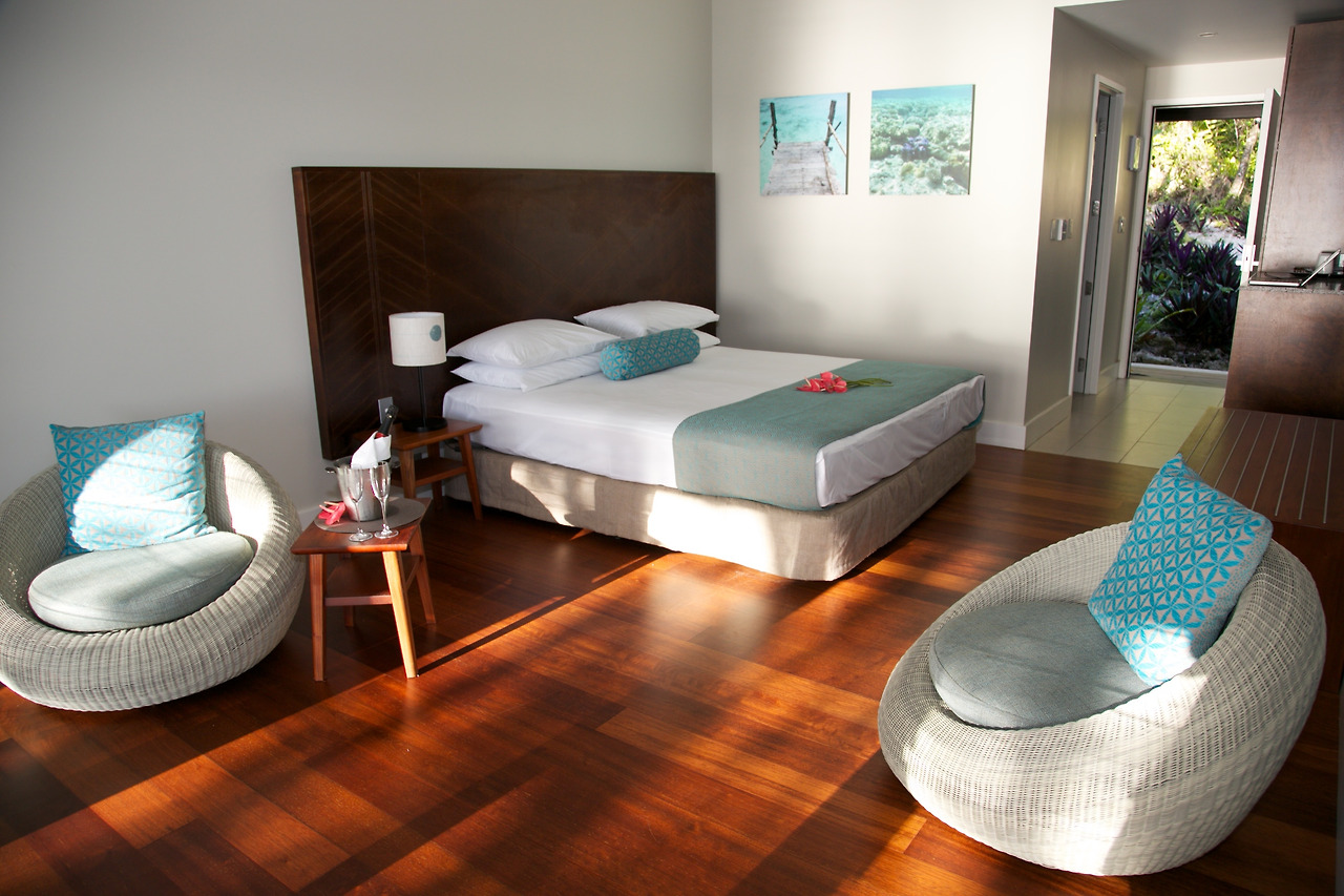 SR room from deck.jpg