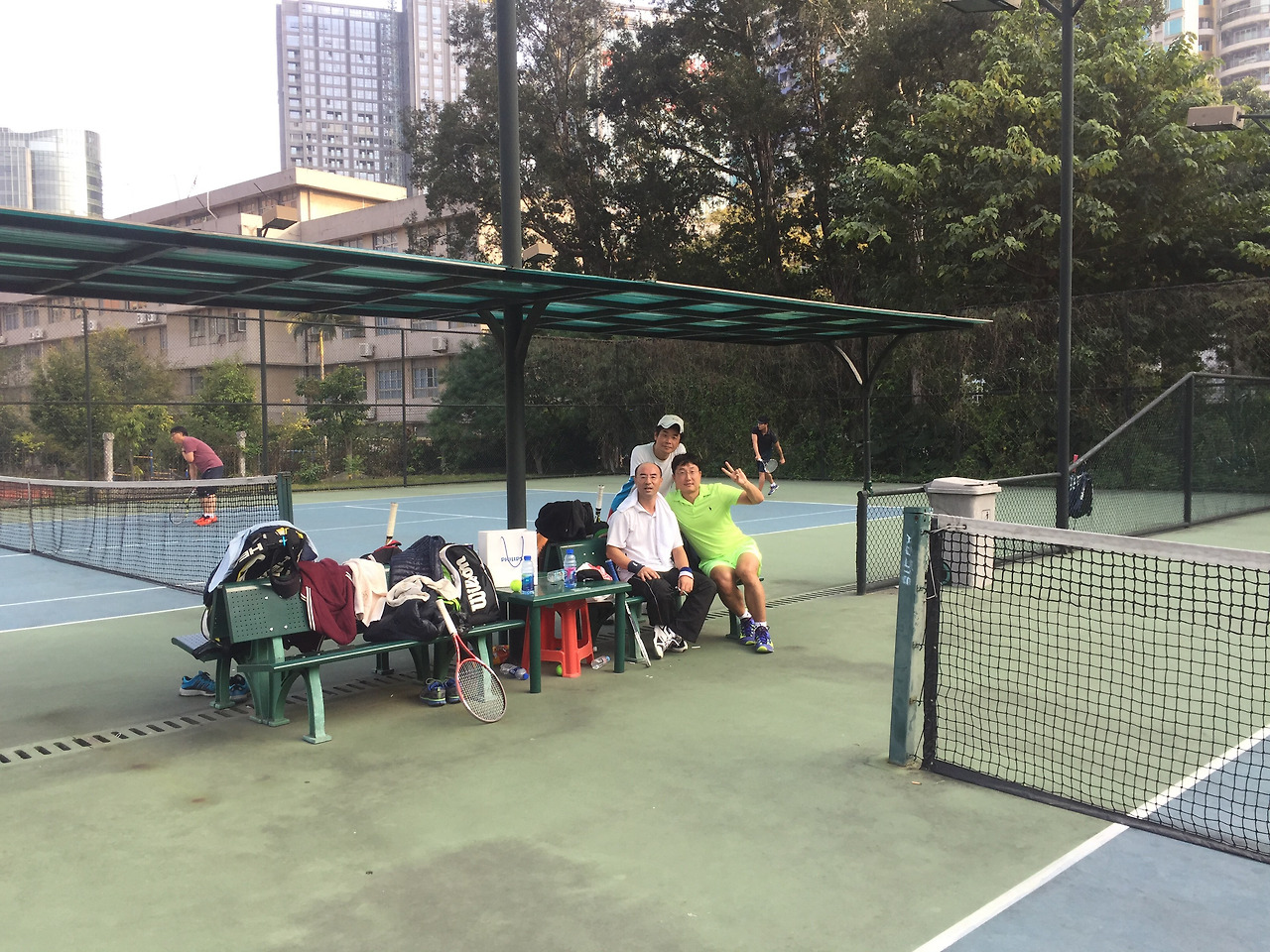 기남대테니스1.jpg