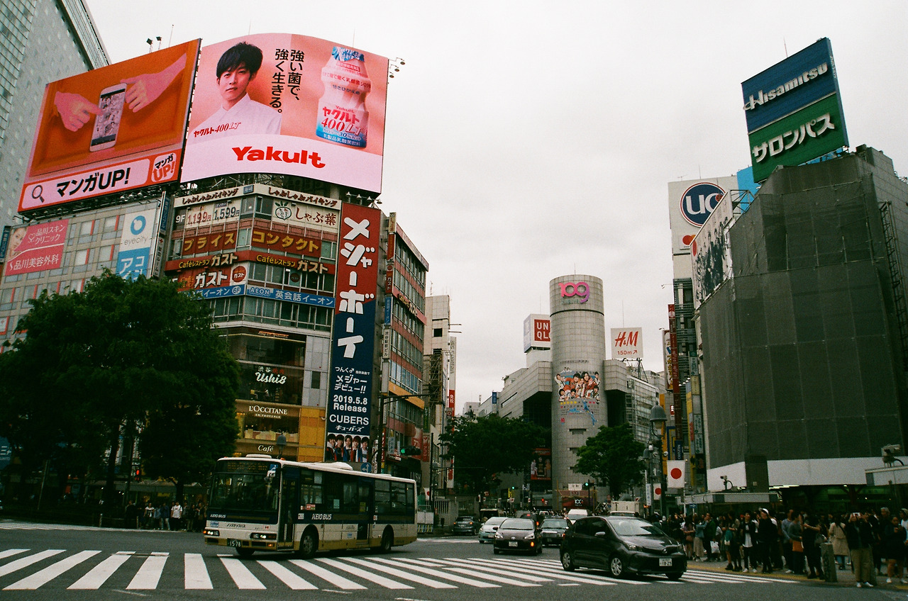 street-in-shibuya-3800105.jpg