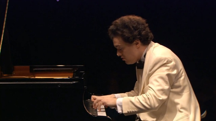 evgeny-kissin-liszt-recital-verbier-festival-2011_d_2_jpg_720x405_crop_upscale_q95.jpg