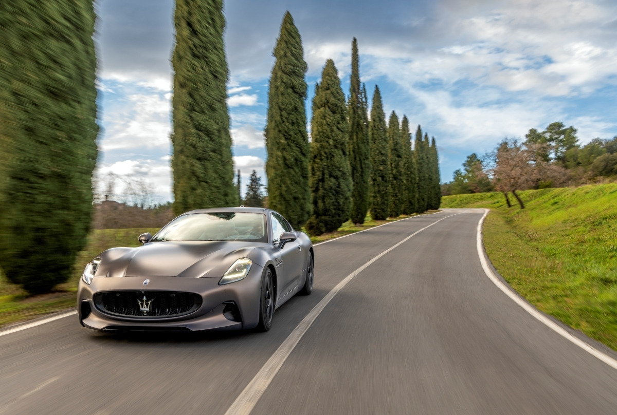 사진자료2-마세라티 이탈리안 럭셔리 GT, 그란투리스모 폴고레.jpg