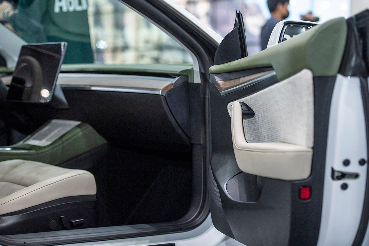 모델s 오리엔탈.jpg