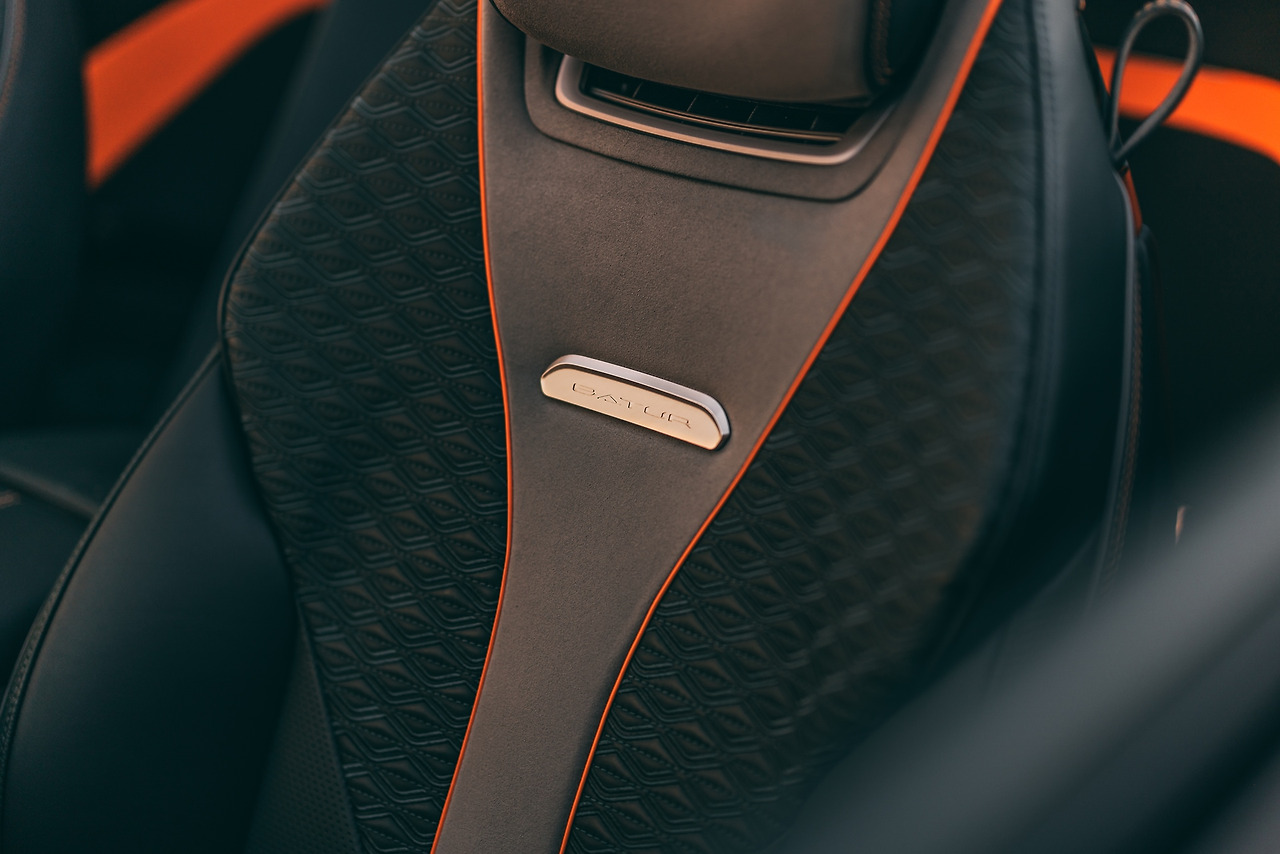 [참고 사진] 벤틀리 뮬리너 바투르 컨버터블 (8).jpg