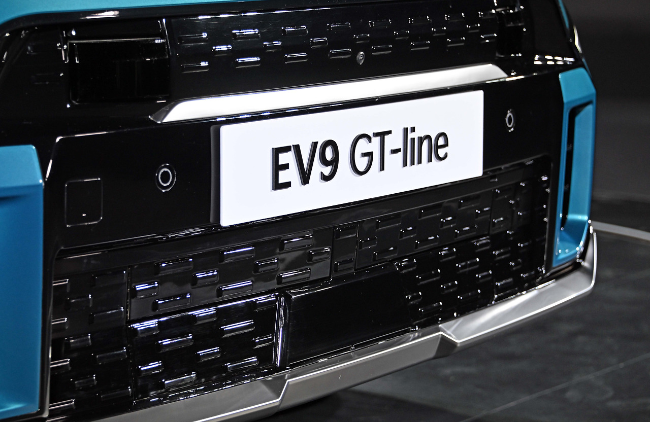 _!HS_EV9_!HE_ 월드프리미어 온라인 미디어 컨퍼런스__!HS_EV9_!HE_ GT-line 외장 (17).jpg