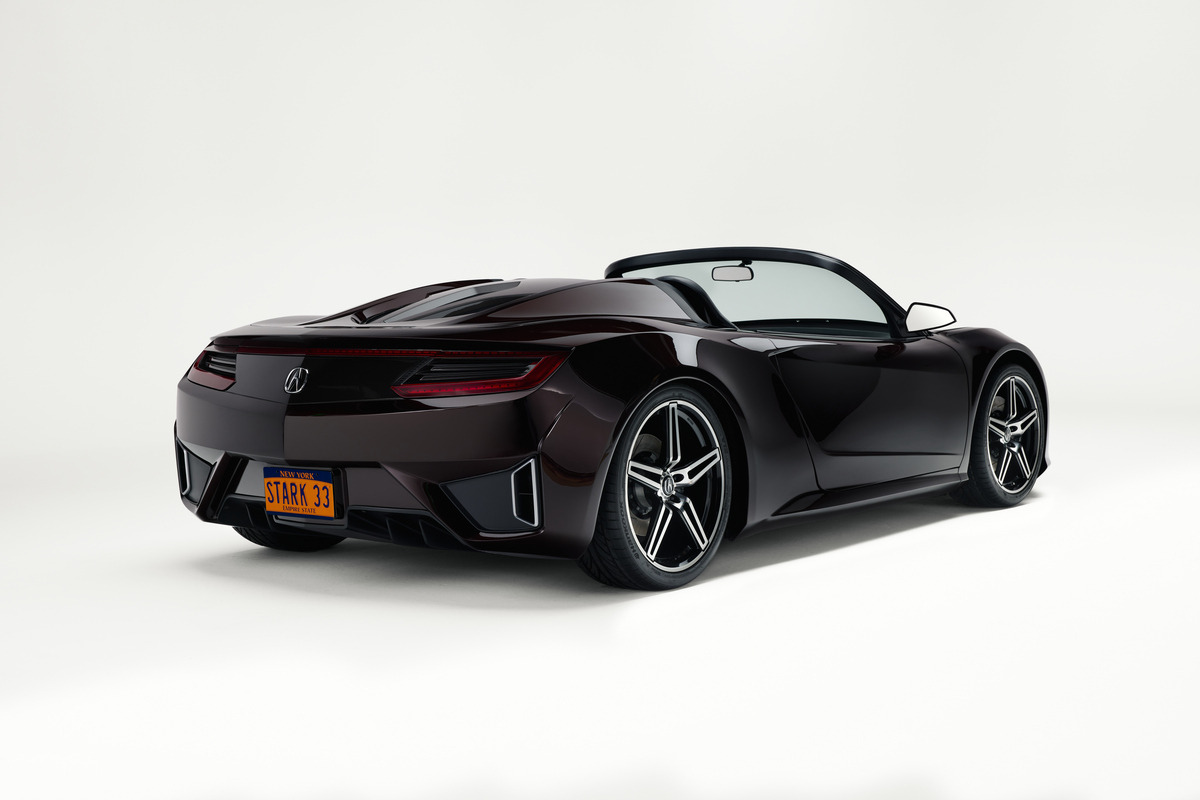 Acura NSX Roadster_Rear 3_4 Stark Plate.jpg