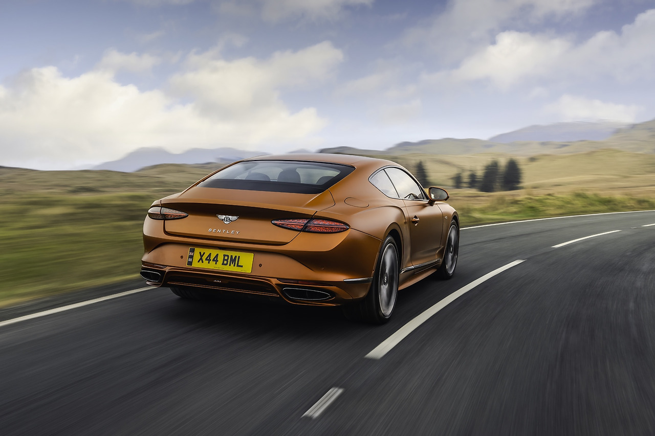 [참고 사진] 벤틀리 더 뉴 컨티넨탈 GT 스피드 (3).jpg