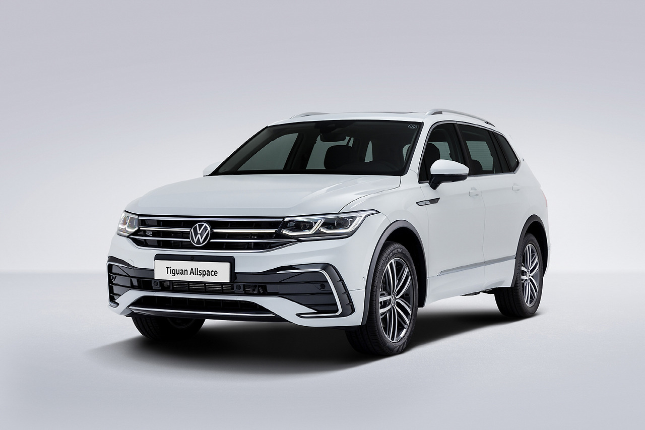 이미지_티구안 올스페이스 R-Line 드레스업 모델 (1).jpg