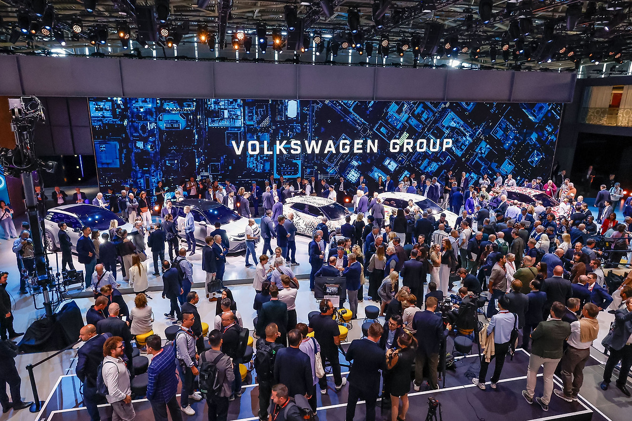 4. 폭스바겐그룹 전시 부스 @ IAA 모빌리티.jpg