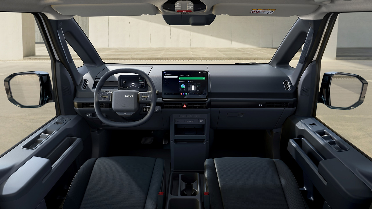 (사진8) 더 기아 PV5 카고 내장.jpg