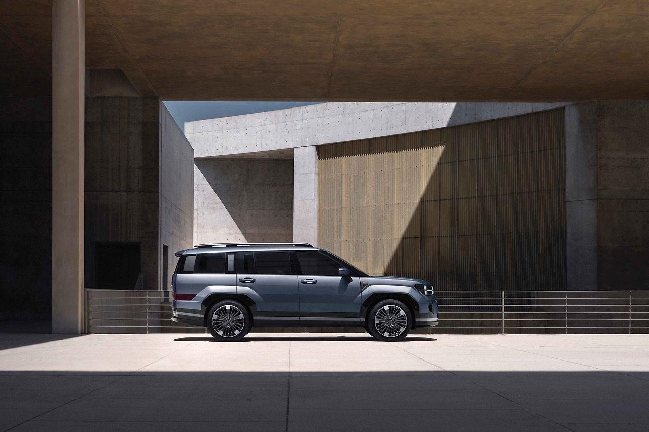 230810 현대차, '디 올 뉴 싼타페' 세계 최초 공개(4).jpg