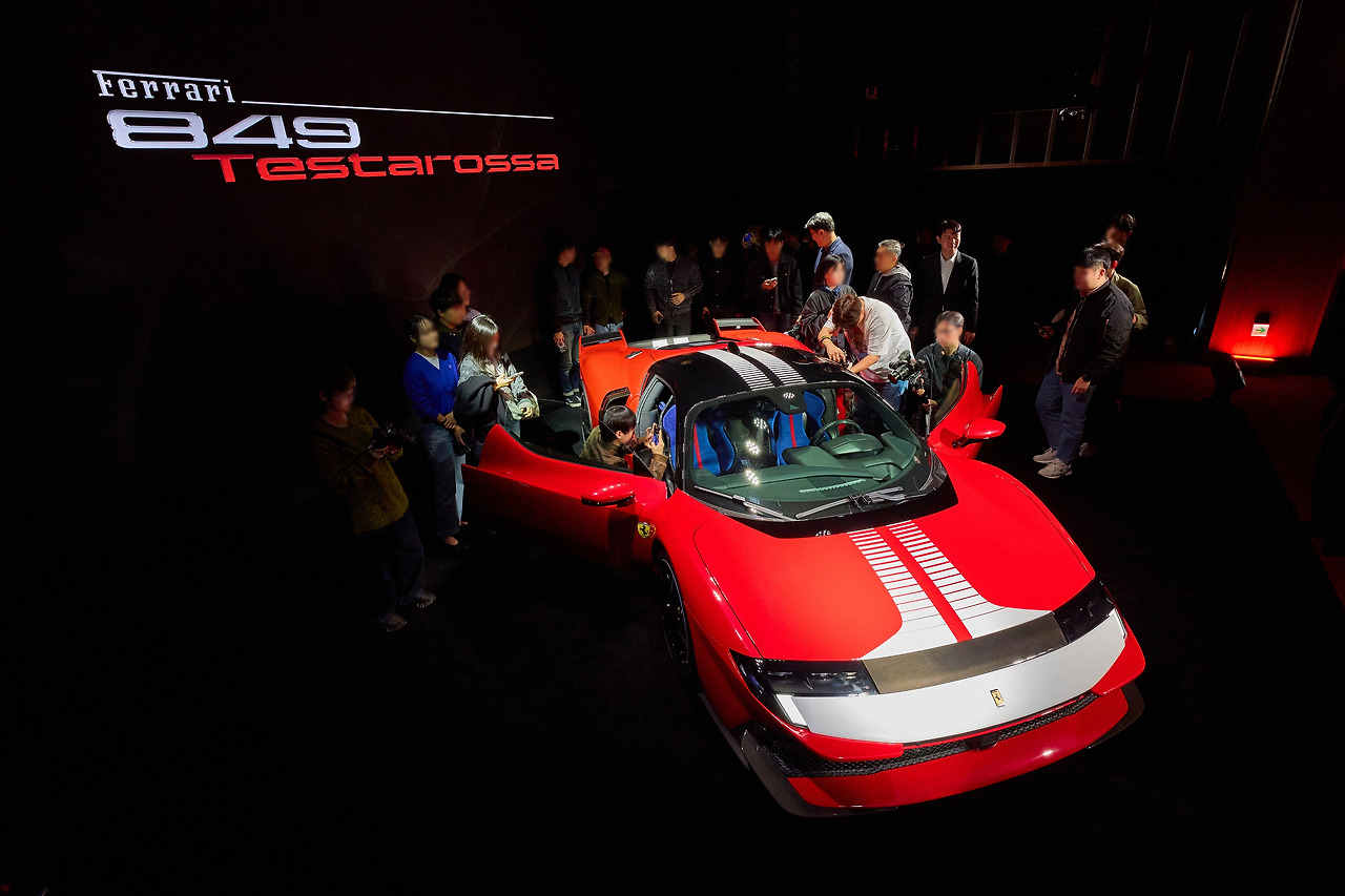 페라리 849 테스타로사 코리아 프리미어_3.jpg