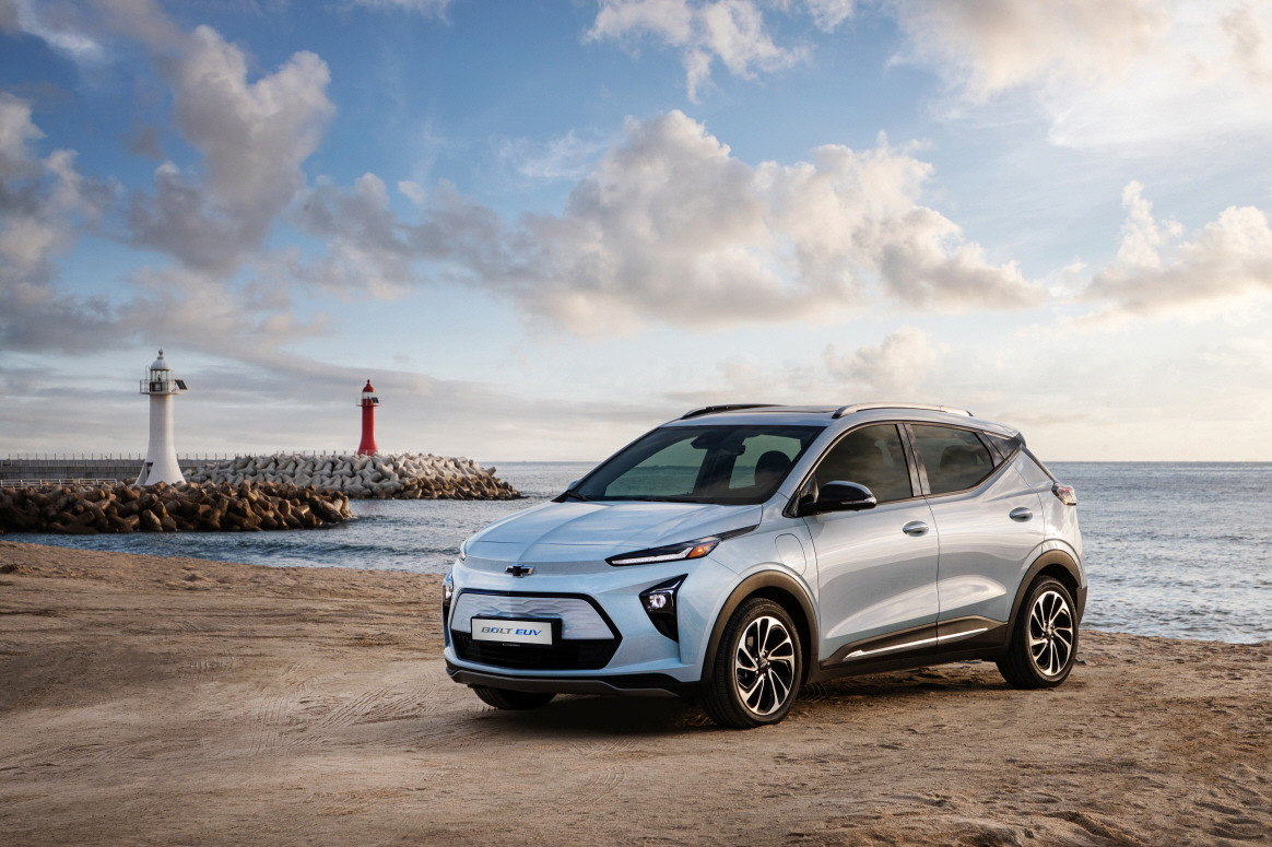 사진자료_쉐보레 볼트 EUV.jpg