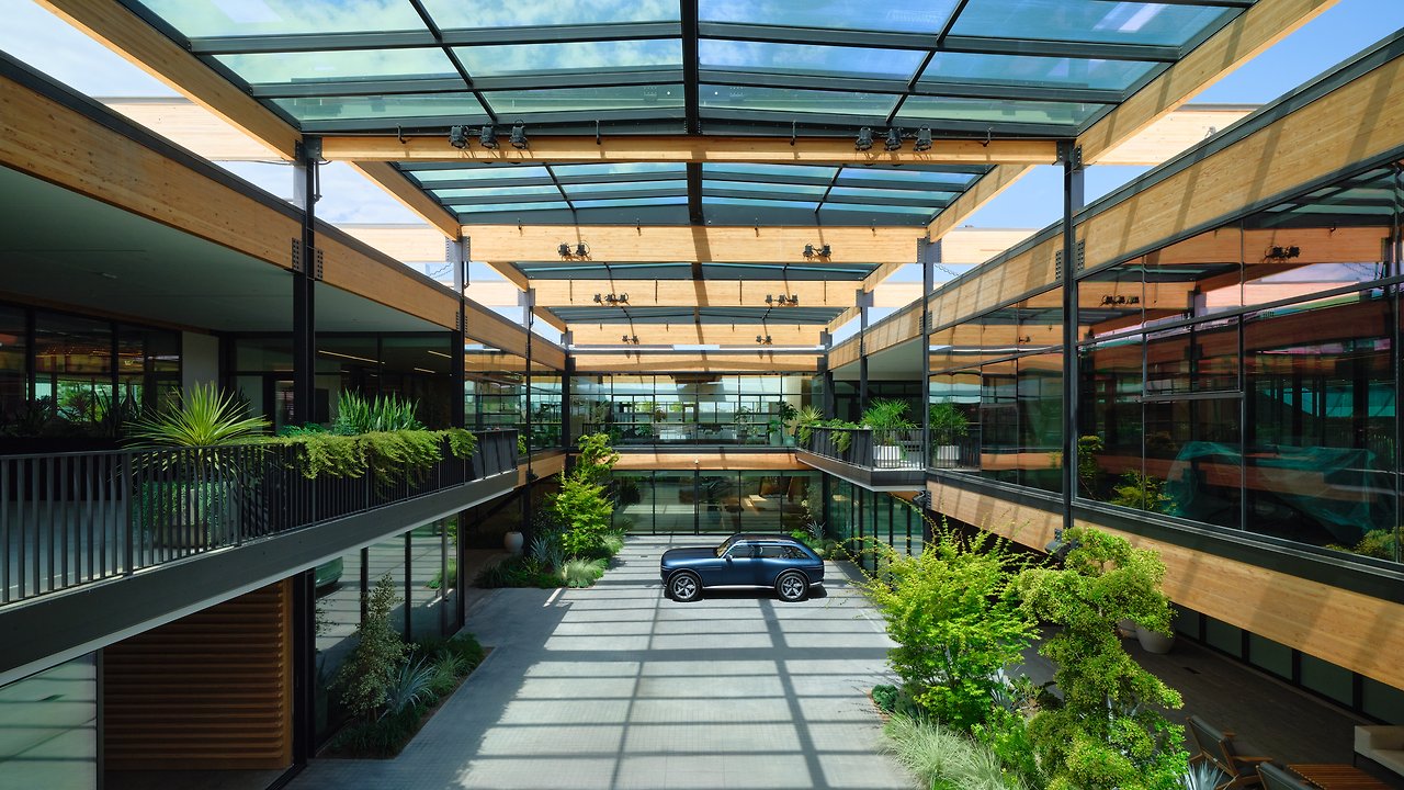 251012 (사진2) 내부 전경.jpg