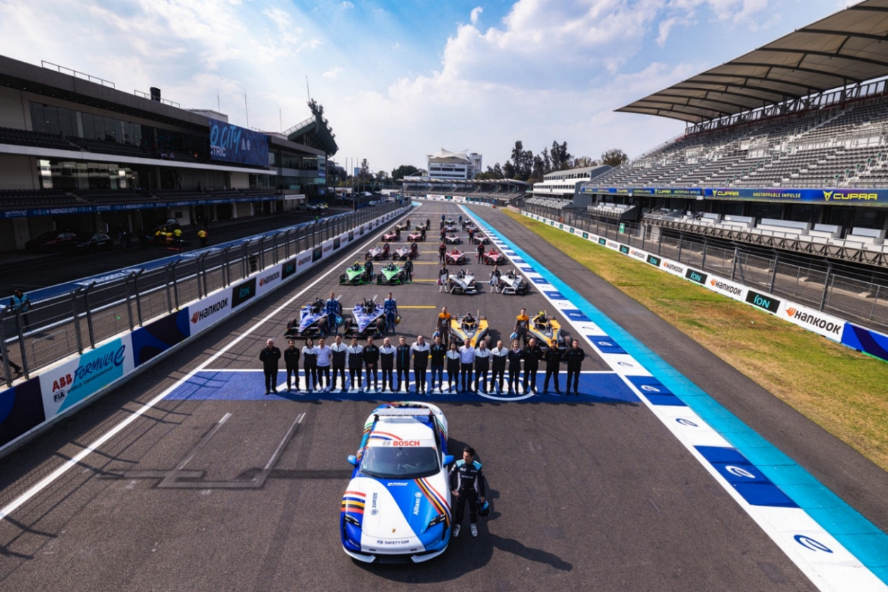 [사진자료1] 한국타이어의 포뮬러 E 첫 번째 타이틀 스폰서 대회 2023 한국 멕시코시티 E-PRIX 현장 이미지.jpg