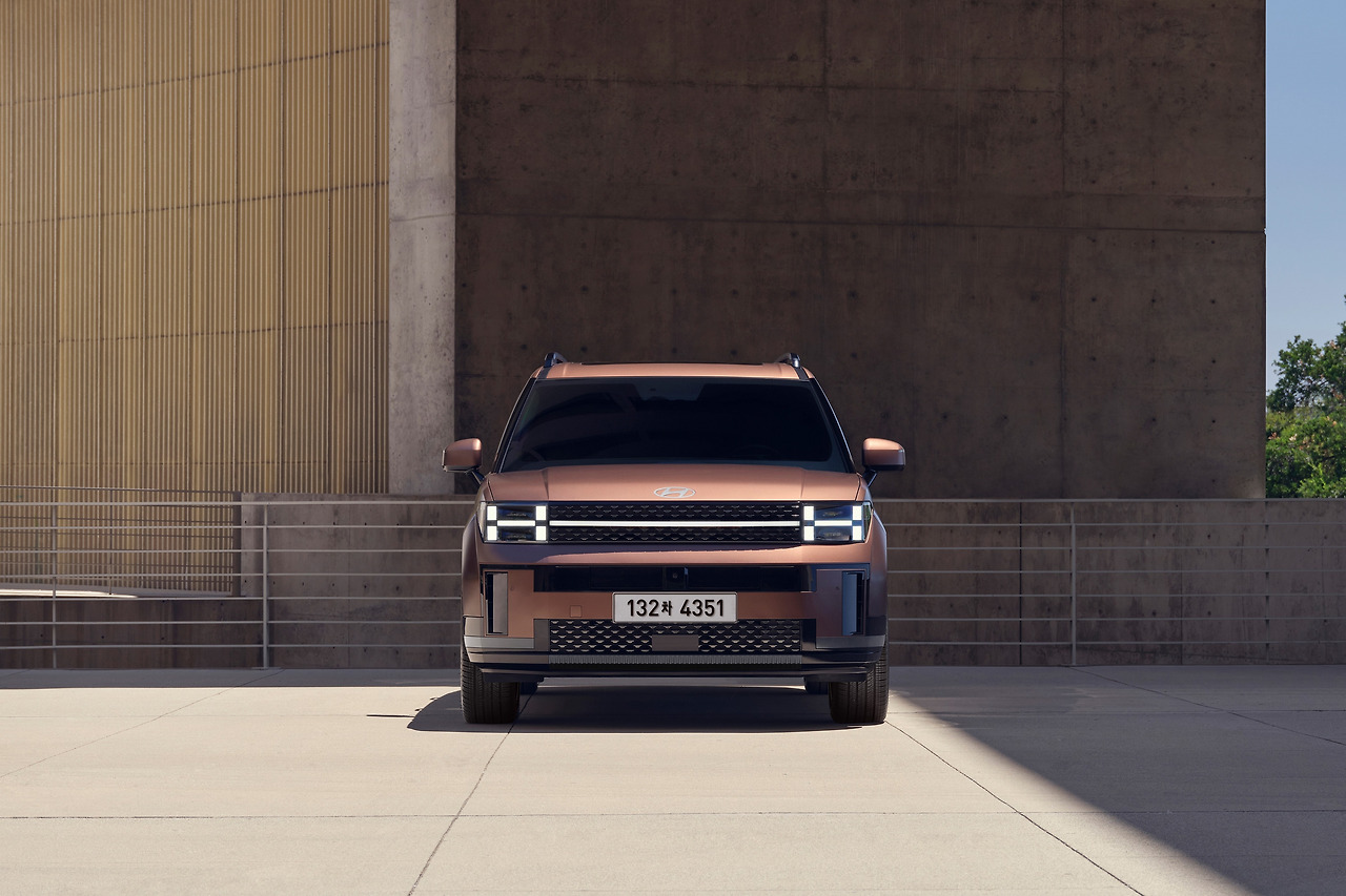 230810 현대차, '디 올 뉴 싼타페' 세계 최초 공개(1).jpg