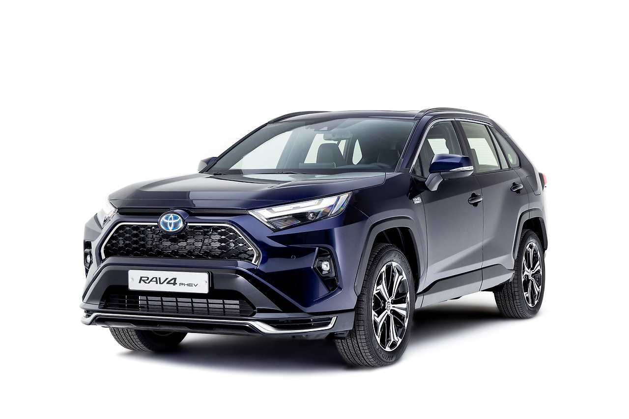 [사진자료3] RAV4 플러그인 하이브리드_정측면.jpg