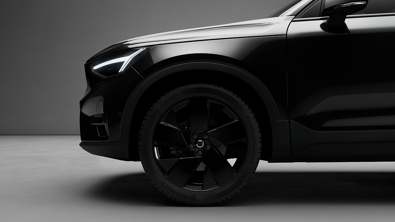 사진자료3_볼보 XC40 블랙 에디션.jpg