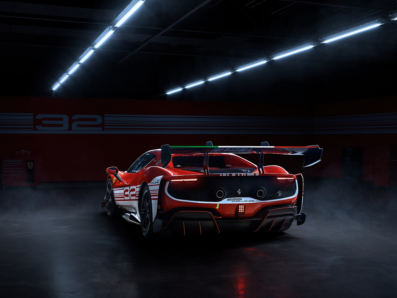 2_페라리 296 챌린지_후면.jpg