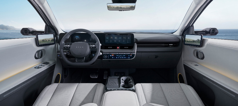 (사진5) 더 뉴 아이오닉 5 실내.jpg