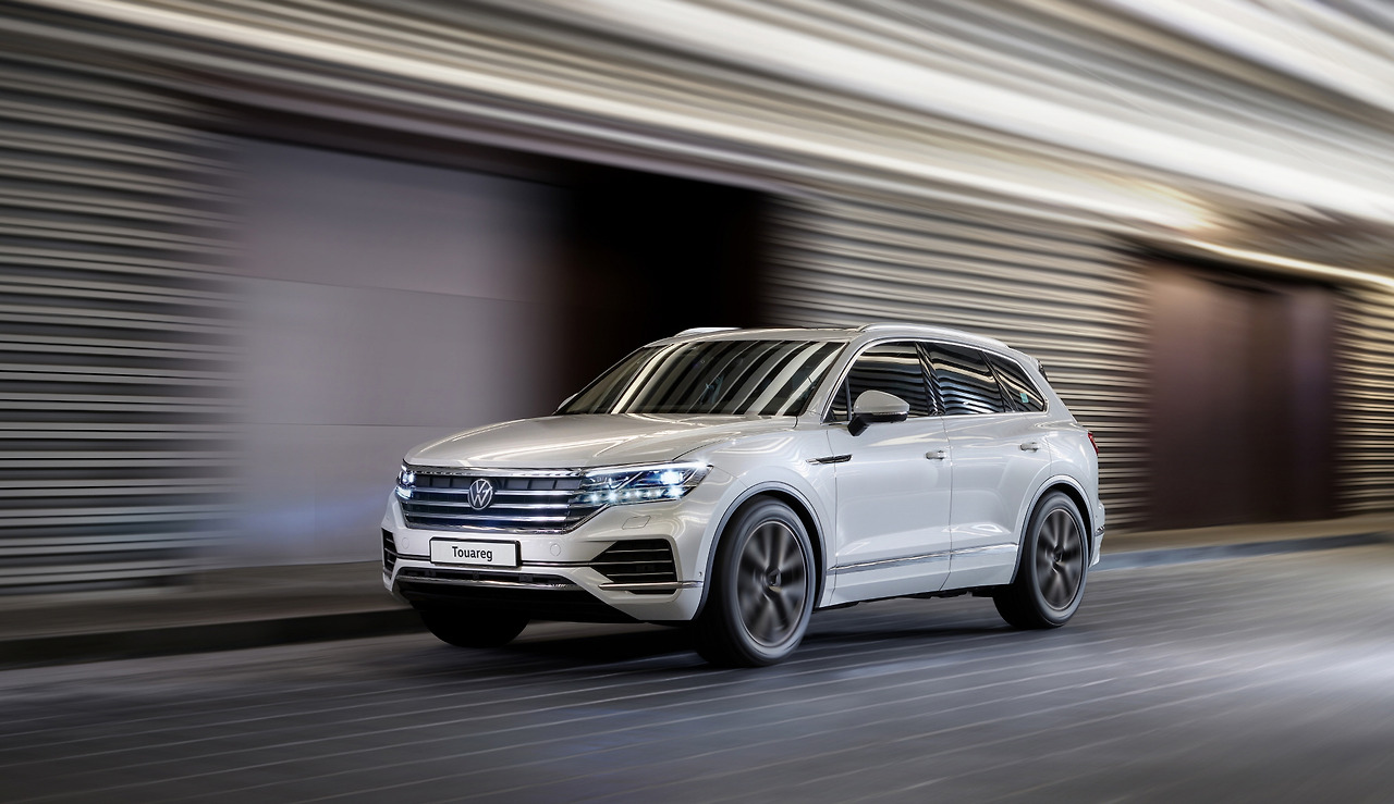 이미지_폭스바겐 2023년형 투아렉 (3).jpg