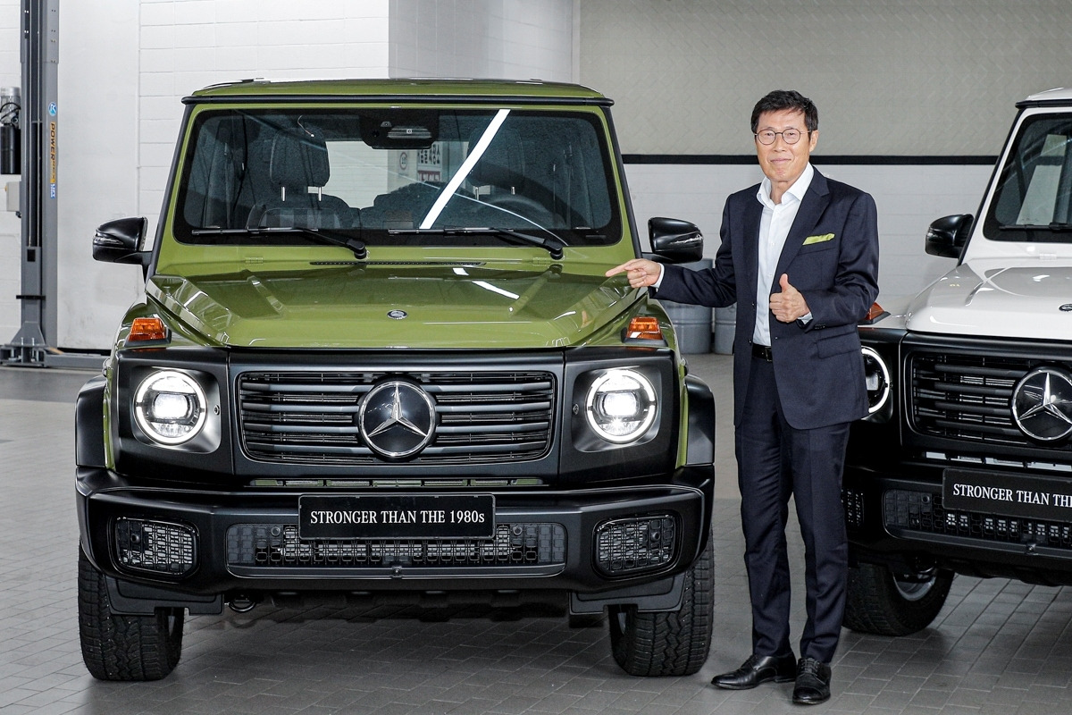 [사진 5] 메르세데스-벤츠 코리아, 신차 출시 기념 차범근_추신수_이동휘와 1980년대 G-클래스를 오마주한 차량과의 만남.jpg