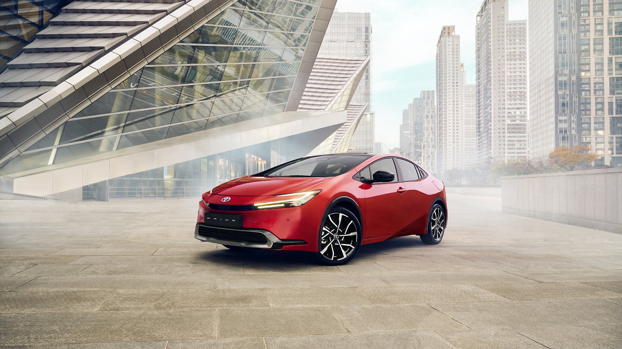 5. 토요타 5세대 프리우스 플러그인 하이브리드 1.jpg